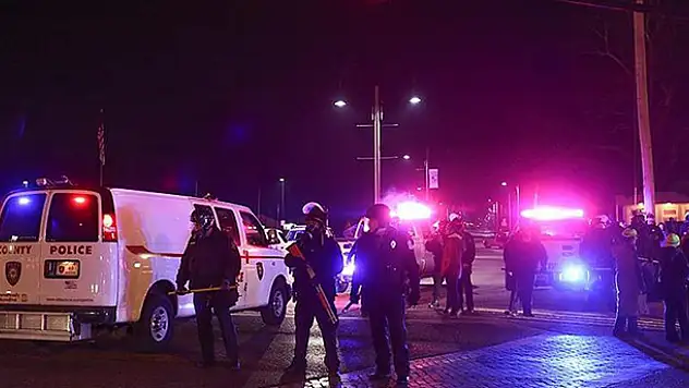 ABD'de okula silahlı saldırı: 15 ölü 20 yaralı