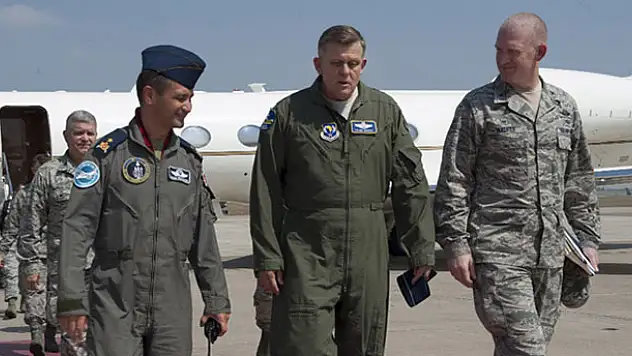 ABD Hava Kuvvetleri Komutanı İncirlik'te