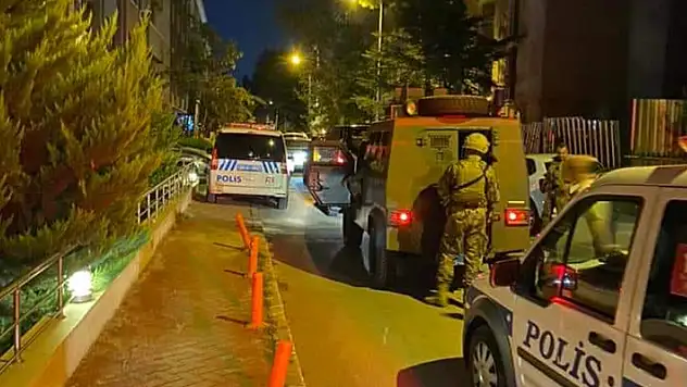 Abdüllatif Şener'in oğlu Bedirhan Şener, rehin aldığı anneannesini tabancayla öldürdü
