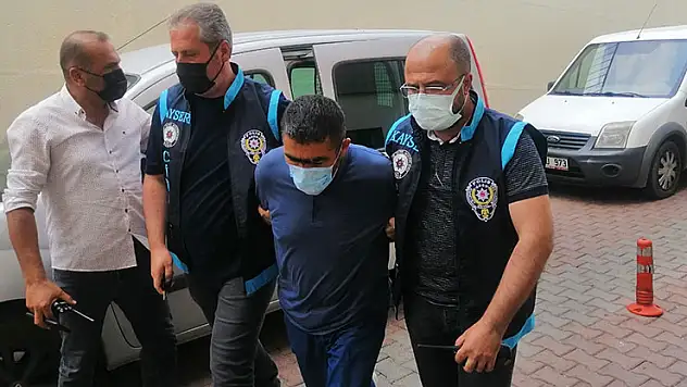 Abisi ve yengesini öldürmüştü, kız kardeşinin ölümünden beraat etti
