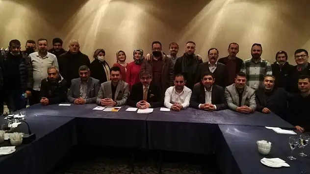 Acar: Ayakkabıyı ayakkabıcıdan alın