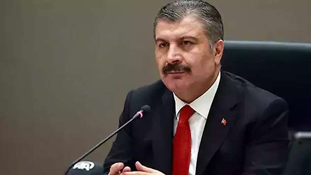 Acil servislerdeki yoğunluğa ilişkin Bakan Koca'dan açıklama
