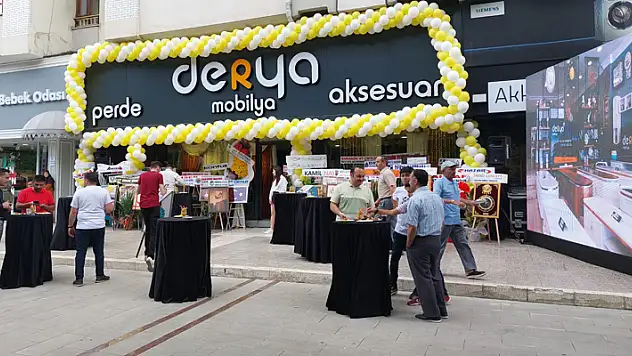 Açılışa özel indirim! Derya Perde Mobilya ve Aksesuar hizmete girdi