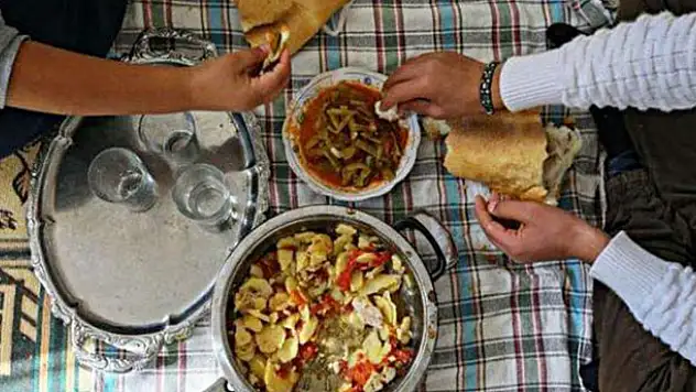 Açlık sınırı 2000 lirayı geçti