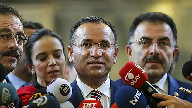 Adalet Bakanı Bozdağ'dan Elçi'nin eşine taziye