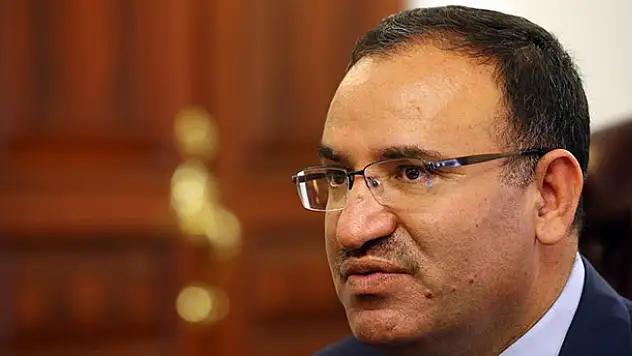 Adalet Bakanı Bozdağ: Suriye'deki zulümlere sevinenler insan olamaz
