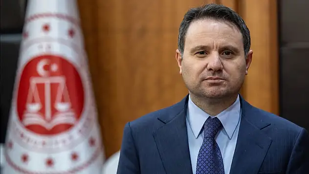 Adalet Bakanı Gürlek: Ben bir siyasi kimliğin dışında adalet ihtiyacı olan 86 milyon vatandaşımızın yanındayım