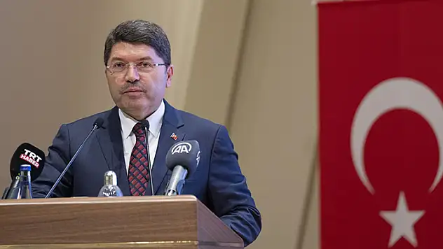 Adalet Bakanı Tunç, Yargıtay'daki sempozyumda konuştu: Geç verilmiş bir karar adaleti yerine getirmiş olmaz