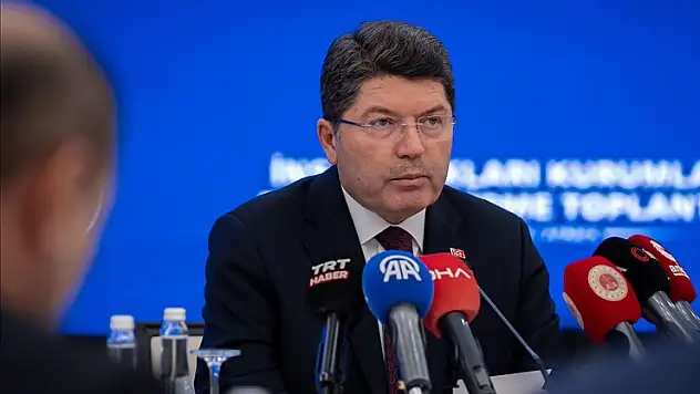 Adalet Bakanı Tunç: Yasa dışı bahis ve kumar suçlarına ilişkin cezaların artırılması için çalışma başlatıldı