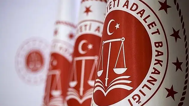 Adalet Bakanlığına sözleşmeli 22 bilişim personeli alınacak
