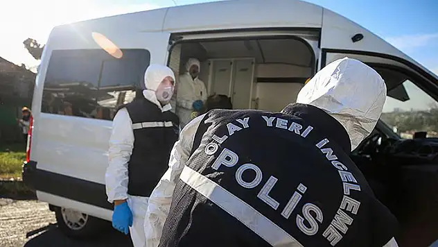 Adana'da 5 aydır kayıp olarak aranan şahsı, Konya'daki yeğeninin öldürüp çiftliğe gömdüğü ortaya çıktı
