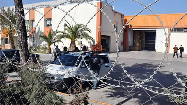 Adana'da 54 şirkete kayyum atandı