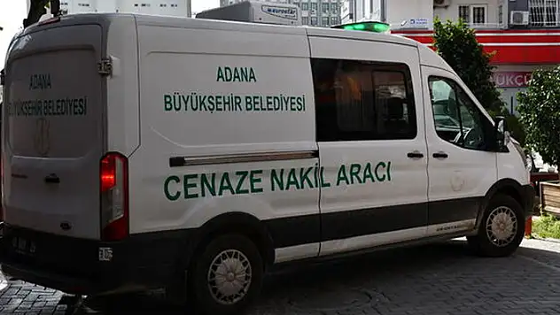 Adana'da asansör kabiniyle duvar arasında sıkışan 11 yaşındaki çocuk öldü!
