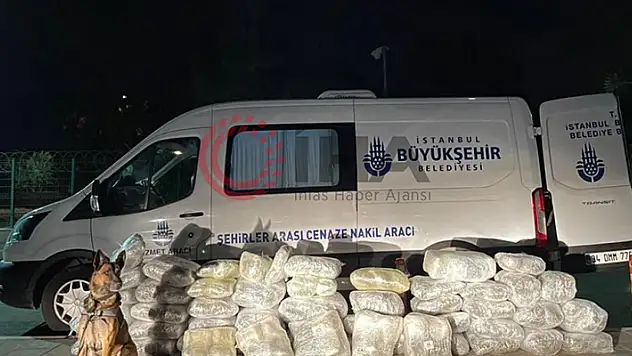 Adana'da durdurulan İBB cenaze aracından uyuşturucu çıktı