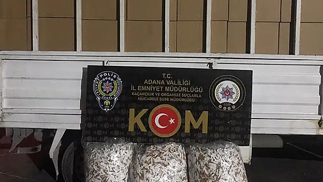 Adana'da kaçak 2 milyon 740 bin makaron ele geçirildi