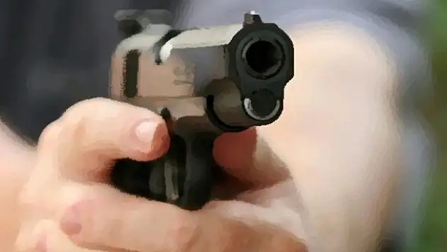 Adana'da polis memuru kardeşi ve yengesini öldürdü