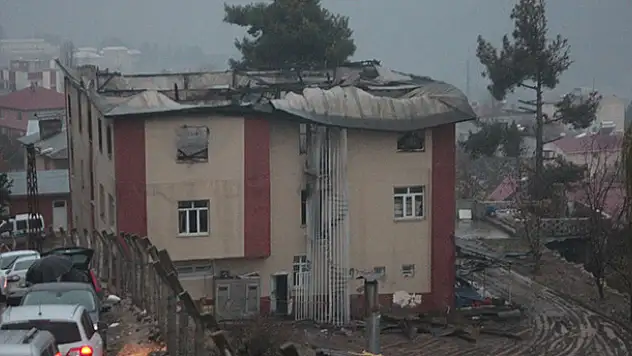 Adana'daki facianın izleri gün ağarınca ortaya çıktı