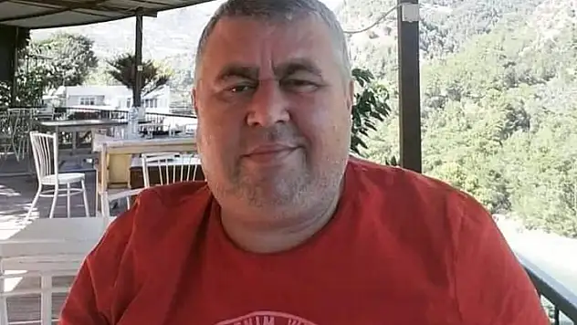 Adana'da 3'üncü kattan düşen doktor öldü