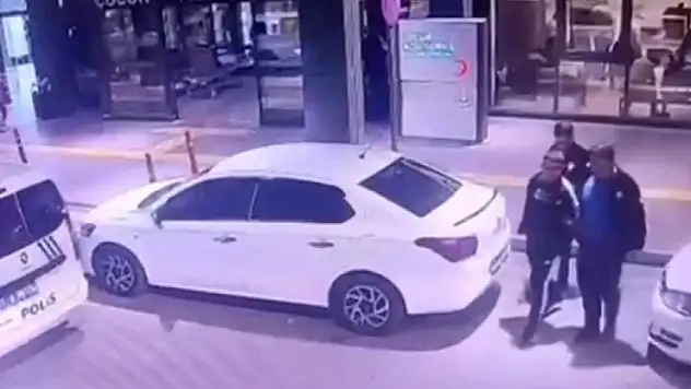 Adana'da 44 yıl hapis cezasıyla aranan şahıs hastanede yakalandı