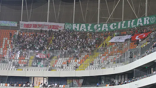 Adana'da da istifa sesleri yükseldi