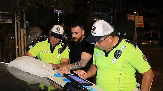 Adana'da kural tanımayan sürücülere 2 milyon 145 bin TL ceza kesildi
