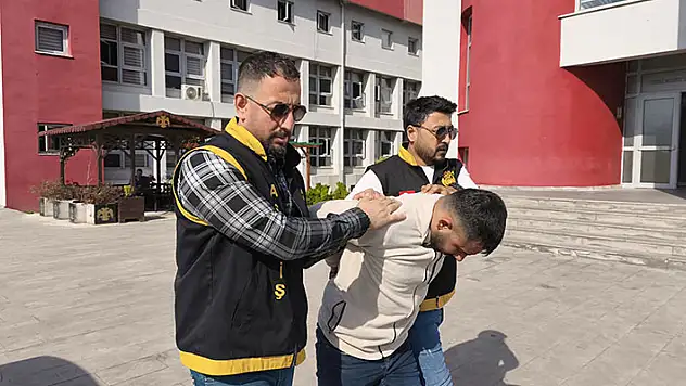 Adana'da taksici 3 bin TL için arkadaşını infaz etmiş