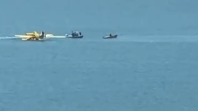Adana'da yangın söndürme uçağı, kırıma uğradı