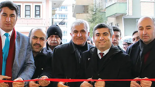 Adese, 2016'nın ilk mağazasını  açtı