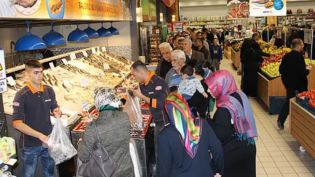 Adese'de Hamsi Bereketi
