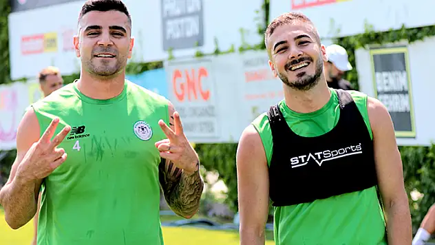 Adil Demirbağ takımda kalıyor