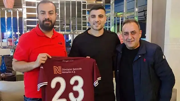Adil Demirbağ'dan Elazığspor'a jest