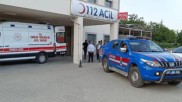 Adıyaman'da çocukların kavgasına büyükler karıştı: 1'i çocuk 2 yaralı
