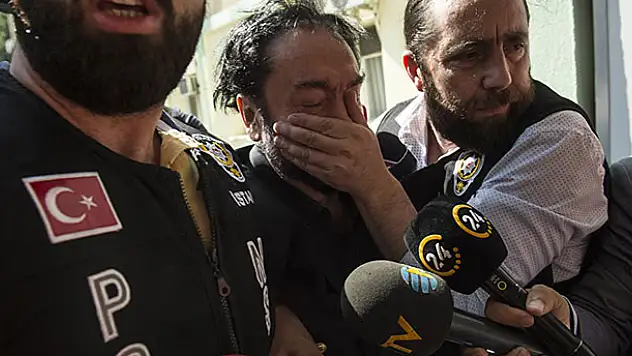 Adnan Oktar'ın şirketlerine kayyum atandı