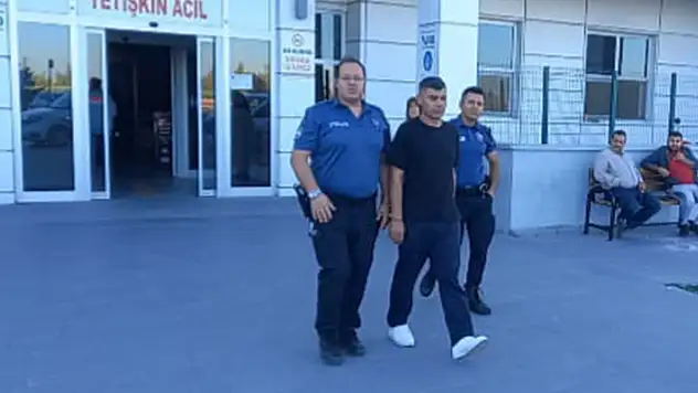 Adres: Aksaray! Hırsızlıktan 11 yıl hapis cezası bulunan şüpheli, araçta uyurken yakalandı

