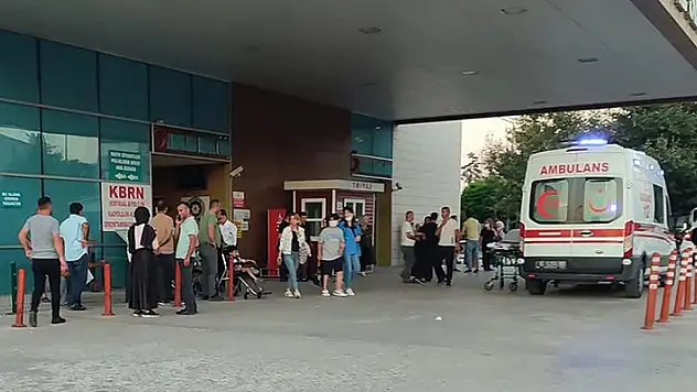 Adres: Bursa! Düğün yemeğinden zehirlendiği değerlendirilen 78 kişi hastaneye kaldırıldı
