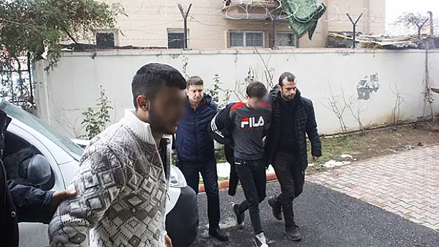 Adres sordular, 'Bilmiyorum' yanıtını alınca vurdular