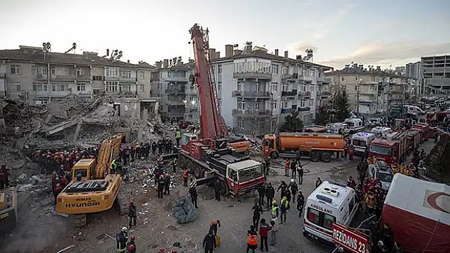 AFAD: Elazığ'da 948 artçı deprem meydana geldi