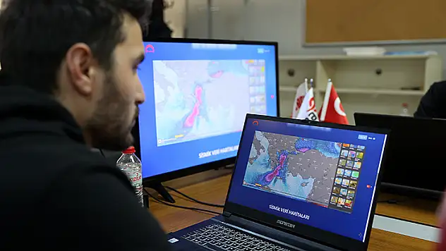 Afet öncesi bilinçlendirmeyi hedefleyen 'e-afet' uygulaması, sonrasında da yol gösterecek