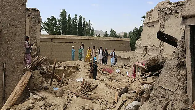 Afganistan'daki depremde hayatını kaybedenlerin sayısı 1150'ye yükseldi
