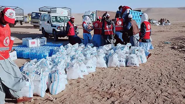 Afganistan'daki depremde can kaybı 2 bin 53'e yükseldi

