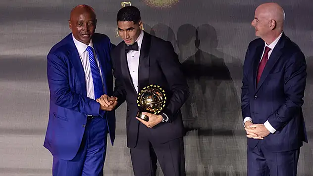 Afrika'da yılın futbolcusu Achraf Hakimi