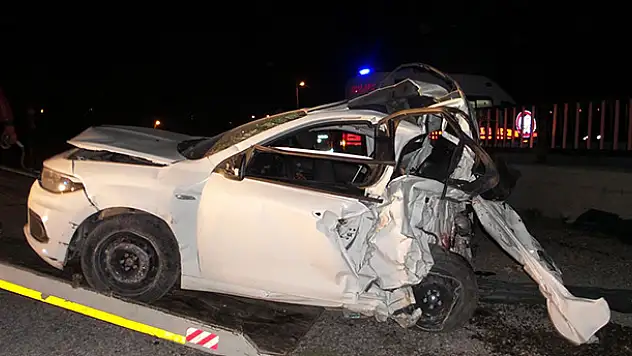 Afyon - Konya yolunda feci kaza: 4 ölü, 1 yaralı