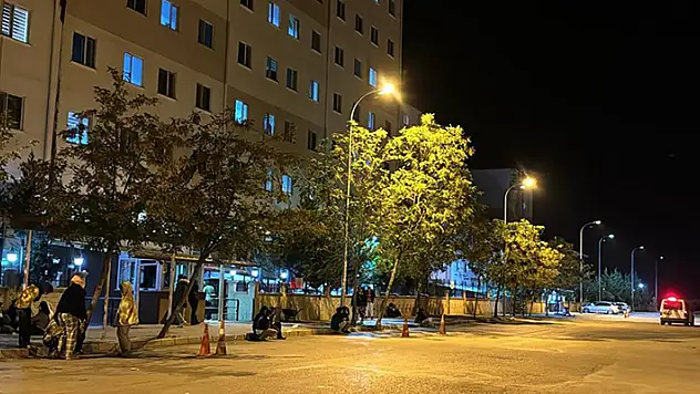 Afyonkarahisar'da 4,4 büyüklüğünde deprem
