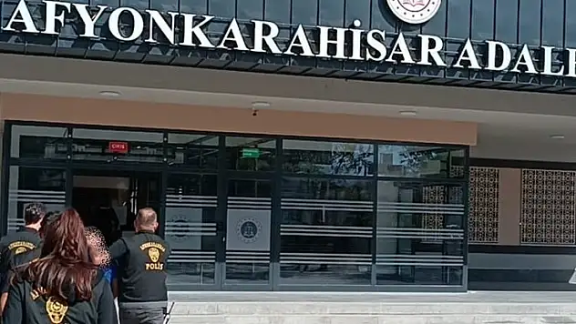 Afyonkarahisar'da polisin ısrarlı takibi sonuç verdi
