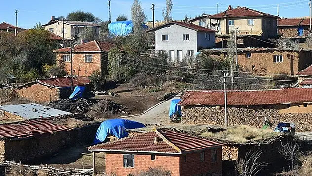 Afyonkarahisar'da sobadan sızan gazdan zehirlenen 2 kardeş öldü

