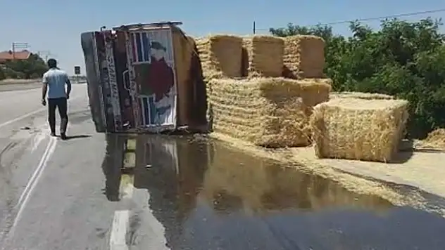 Afyonkarahisar-Konya karayolunda feci kaza: 4 ölü!