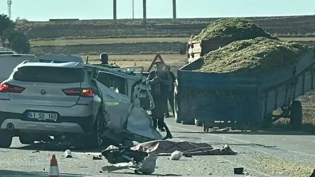 Afyonkarahisar'da feci kaza: 1 ölü, 1 yaralı
