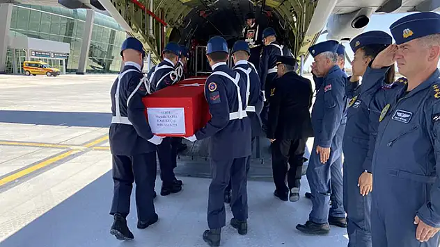 Afyonkarahisar'da şehit olan Jandarma Astsubay Tatlı memleketine gönderildi
