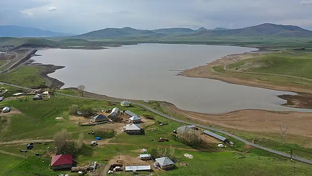 Ağrı'da ilkbahar yağışları kuraklık tehlikesi altındaki baraj ve akarsulara yaradı
