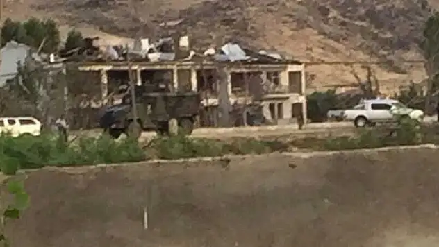 Ağrıdaki saldırı traktörün arkasına bağlanan su tankeriyle yapılmış